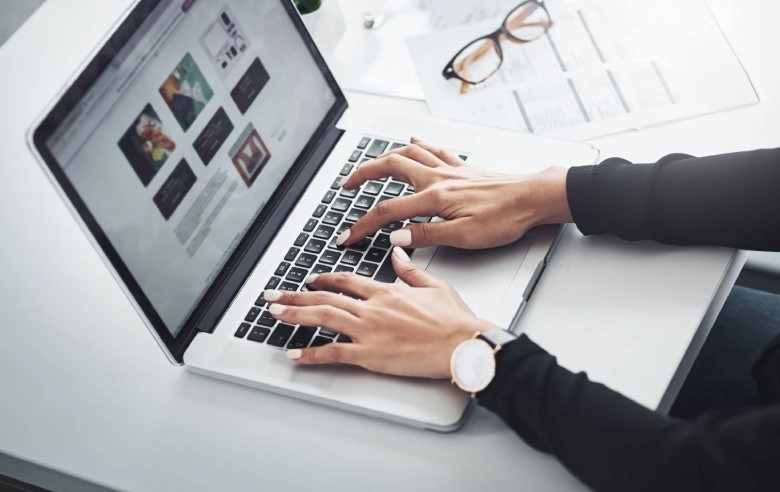 Jak przyspieszyć laptop i komputer? Optymalizacja systemu i sprzętu